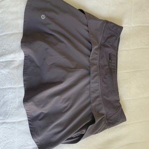 Size 6 lululemon skirt